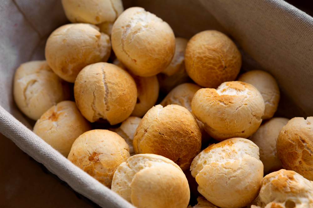 Pão de queijo crocante: como deixar perfeito? 5 receita de pao de queijo vegano